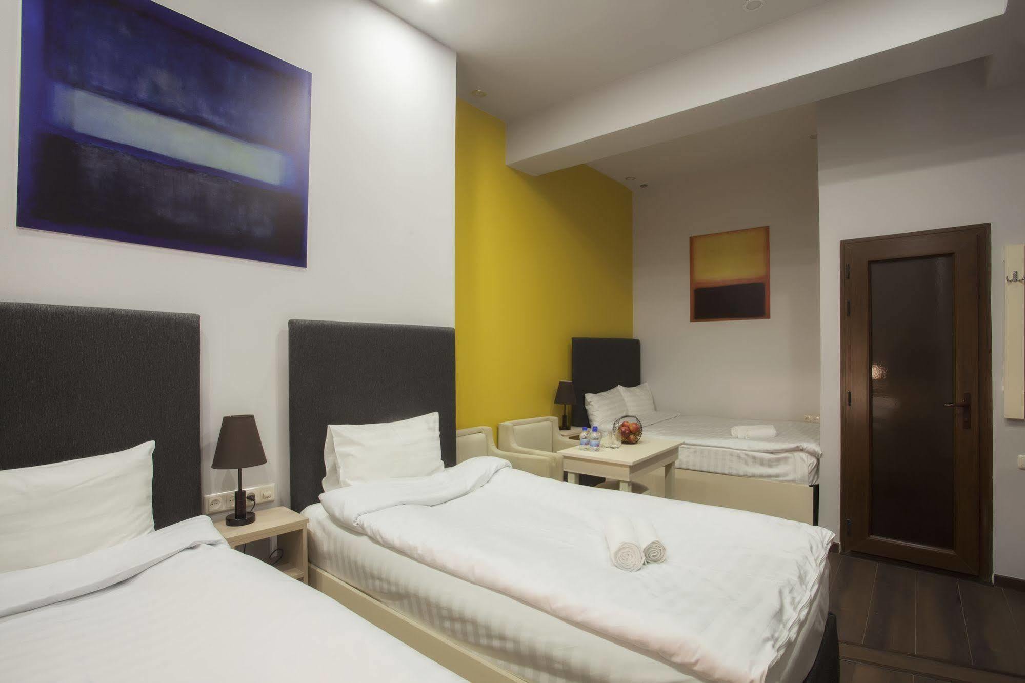 Elysium Gallery Hotel Γιερεβάν Εξωτερικό φωτογραφία