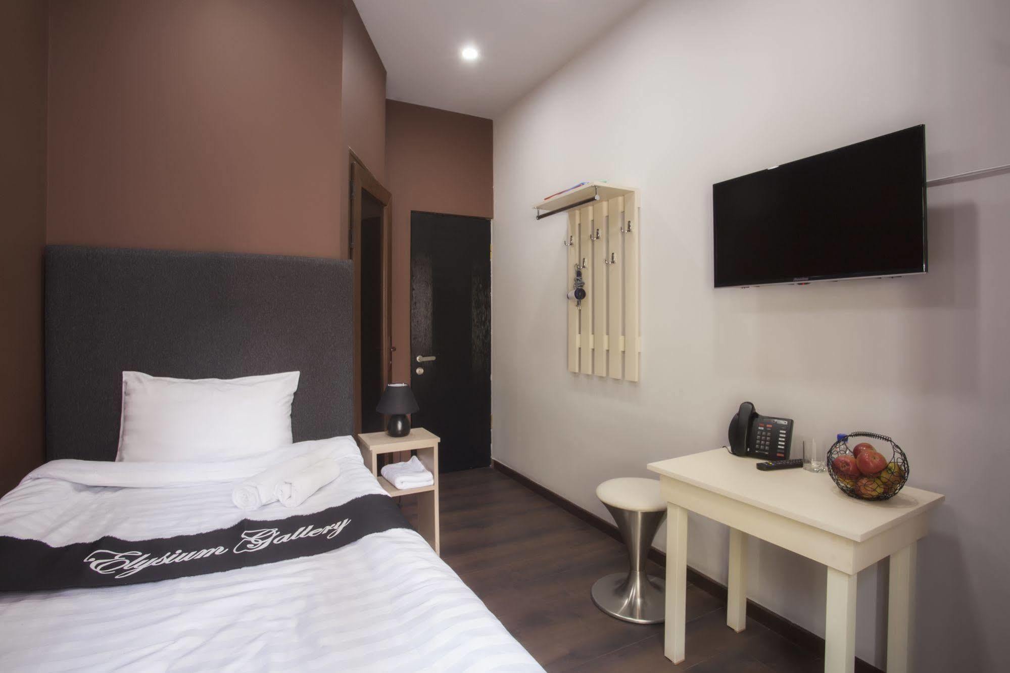 Elysium Gallery Hotel Γιερεβάν Εξωτερικό φωτογραφία